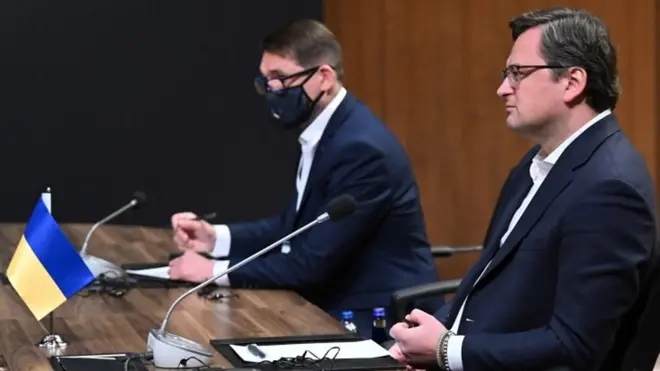 Лавров: "Здесь никто и не собирался договариваться о прекращении огня"