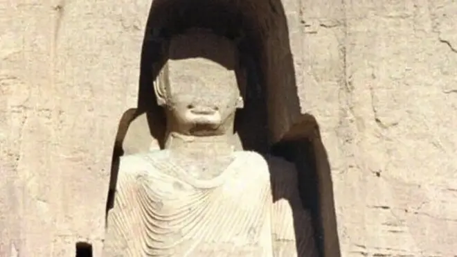 د بودا مجسمه