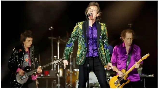 Garee baandii 'The rolling stones'