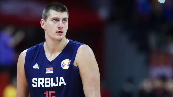 Ljubitelji košarke u Srbiji se nadaju da bi reprezentacija uz Jokićevu pomoć mogla do zlata na Evrobasketu