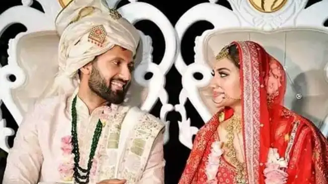 नुसरत जहां और निखिल जैन