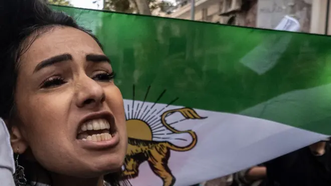 Протести в Ірані тривають вже тиждень. Вони поширились на всю країну