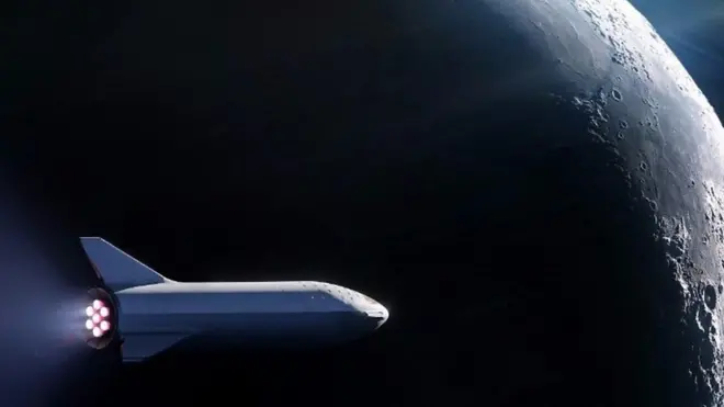 ملياردير ياباني يعتزم القيام بأول رحلة سياحية إلى القمر