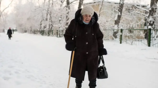 Pensiya Fondu vəd edib ki, təqaüdçülərin əksəriyyətinə birdəfəlik təzminatı evlərində təqdim edəcək.