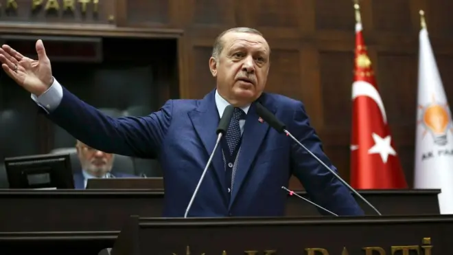 Presiden Erdogan juga mengatakan pengasingan sebagai 'hukuman mati atas Qatar'.