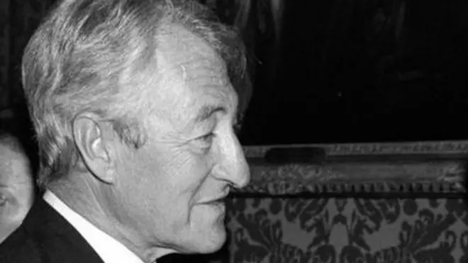 КГБ спy Пхилиппе Грумбацх анд Сyлвиа де Wалднер ин а блацк анд wхите 1985 пхото