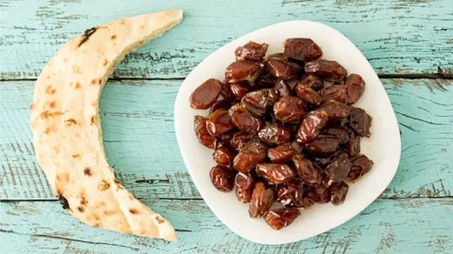 Mfungo wa Ramadhani ni kutokula au kunywa maji wakati wa mchana.