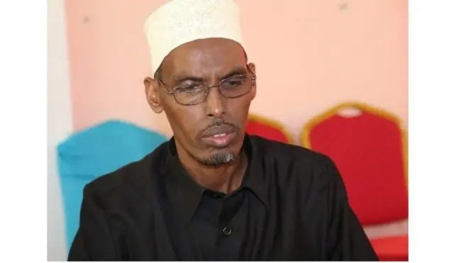 Guddoomiyaha Baarlamaanka Sheek Cismaan Barre