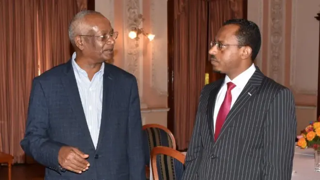 መቀመጫውን ኤርትራ ያደረገው የኦነግ መሪው አቶ ዳውድ ኢብሳ (ግራ) እና የኦሮሚያ ክልል ፕሬዝዳንት ለማ መገርሳ (ቀኝ)