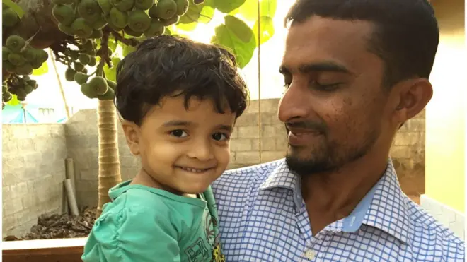 यासिर अमानत सलीम कहते हैं कि उनके सलफ़ी गाँव की आबादी मिली-जुली होनी चाहिए