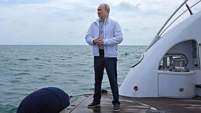Putin on yacht