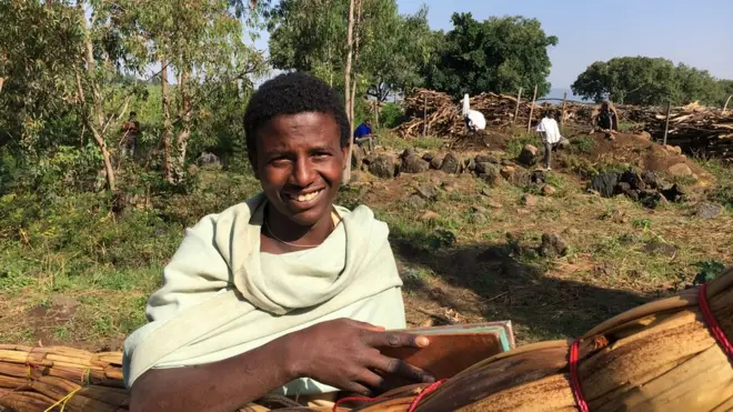 ኣምሃ ይርዳው