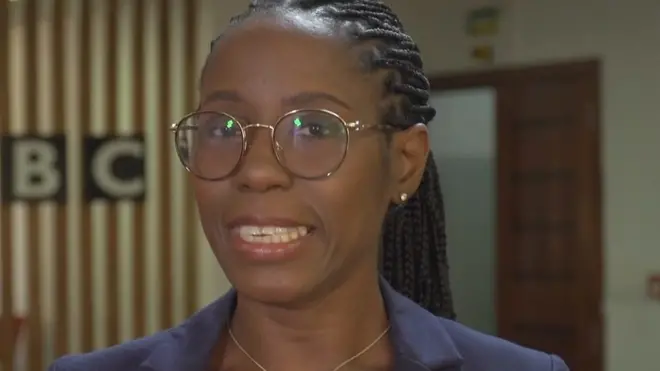 Mila Kimbuini (Conseils coronavirus : la feuille de Neem n'est pas efficace contre le coronavirus)