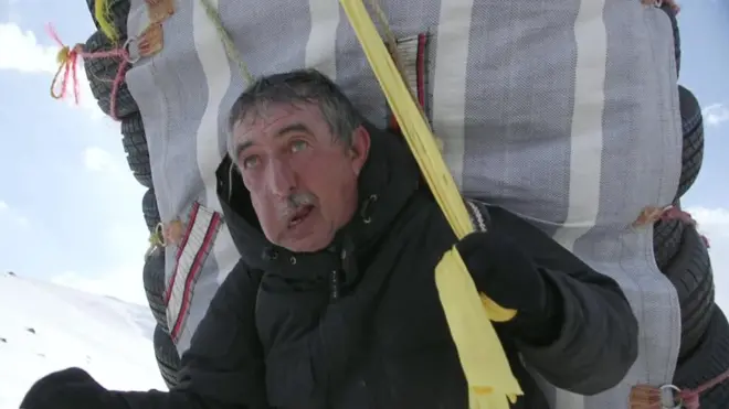 Hez, un contrabandista en la frontera entre el Kurdistán iraní e iraquí