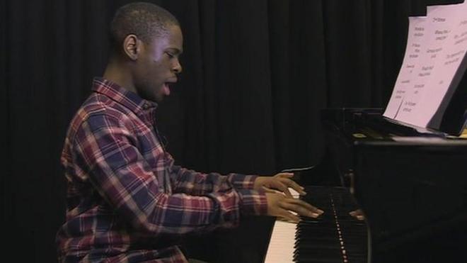 Michael Fuller performing at the piano