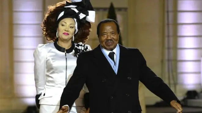 Paul Biya, à la tête du Cameroun depuis 35 ans, est souvent absent de son pays, ce qui lui vaut le titre de "président absent".