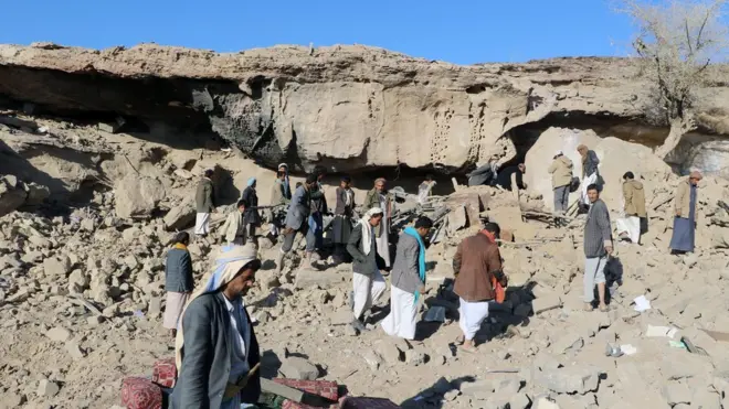 المعارك الجديدة تعمق معاناة اليمنيين