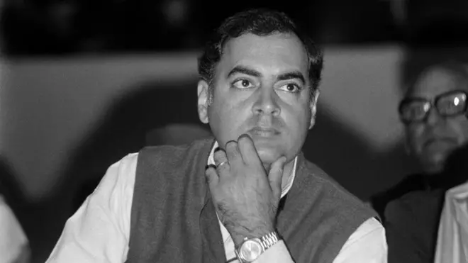 राजीव गांधी