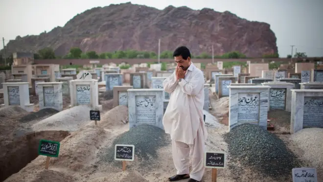 جماعت احمدیہ کا کہنا ہے کہ احمدیوں کو ان کے عقیدے کے باعث چن چن کر مارا جا رہا ہے۔ (فائل فوٹو)