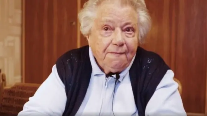Gertrude, una austríaca de 89 años y sobreviviente del Holocausto, realizó un video para advertir sobre los peligros de la extrema derecha.