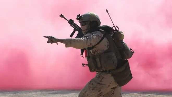 UAE serviceman during military drill in Abu Dhabi (11/01/22)