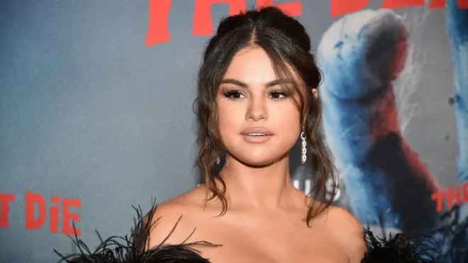 La última película en la que ha participado Selena Gomez se llama "Los muertos no mueren", una comedia de zombis con detalles de denuncia social.