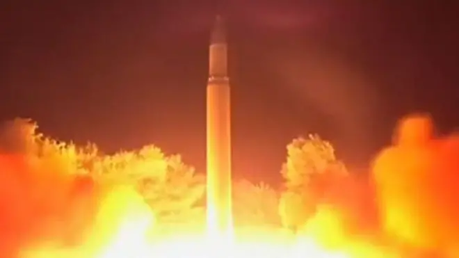 كوريا الشمالية تتوعد أمريكا ''ببحر من اللهب"