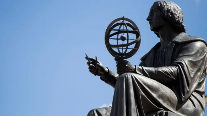 Споменик Копернику у Варшави