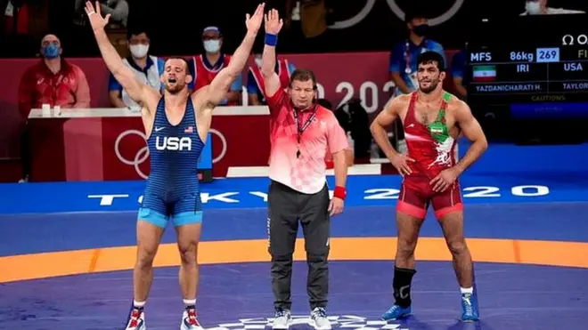 رسانه‌های ایران از نتیجه رقابت این دو تحت عنوان «شکست سنگین یزدانی» یاد کرده‌اند