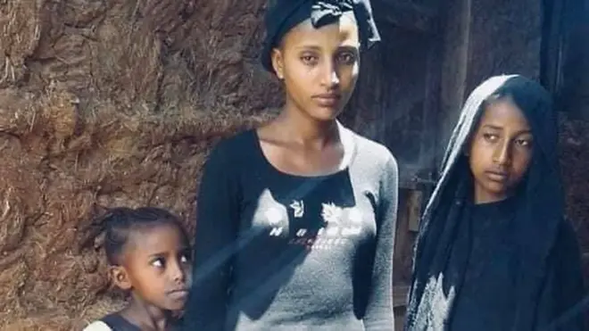 Magaalaa Ambootti ijoollee haadhaaf abbaa akkasumas obboleessa isaaniis du'aan dhabanii jireenya daandiitti bahanii turan amma gargaarsi godhamaafii jira.