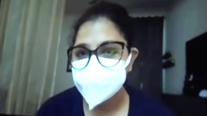 निशि शर्मा के पति उद्योगपति हैं और वो खुद भी नौकरी करती हैं.