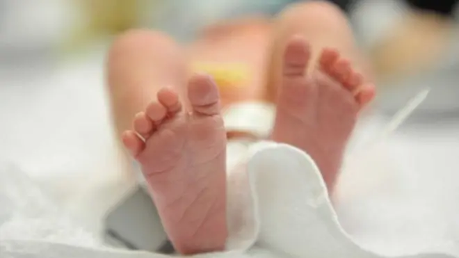 د برتانیا د خوندیتوب څارلو کمېسون وايي، د نوزېږو نومونه د دوی پېژندلو کې ډېر مهم دي.