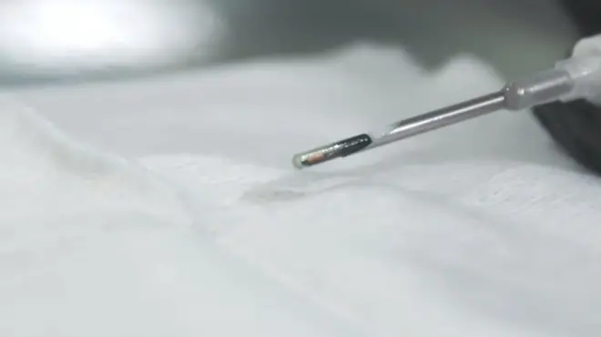 Больше половины сотрудников одной из американских компаний согласились вживить себе в руки микрочипы