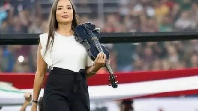 Facebook: joelle saada