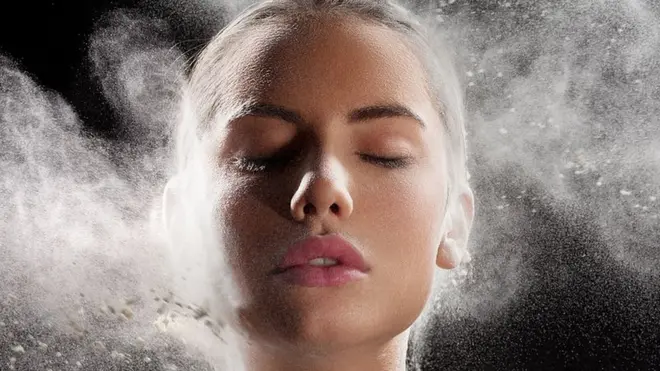 టాల్కమ్ పౌడర్