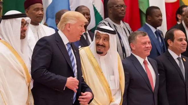 په سرمشریزه کې د سعودي پاچا د امریکا ولسمشر او څو نورو مشرانو خبرې وکړې.
