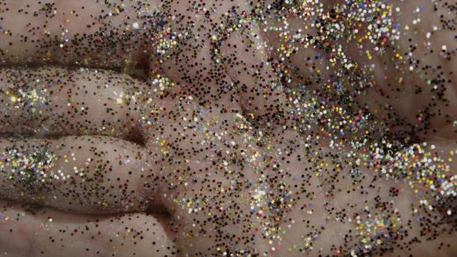 Glitternovibet es confiableuma mão