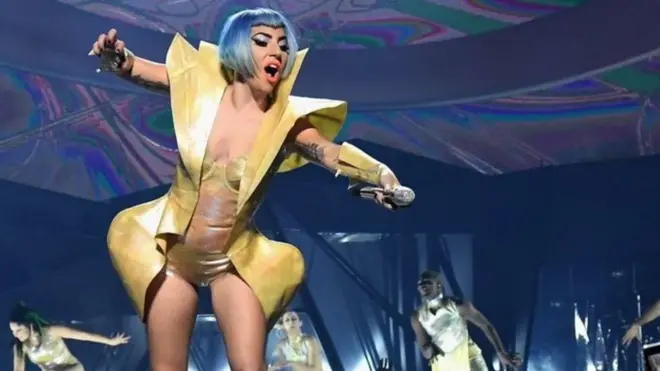 لیڈی گاگا
