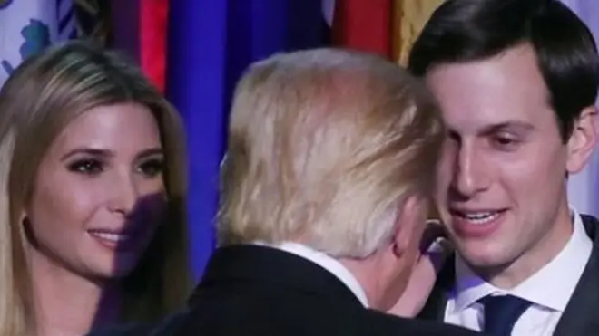 දියණිය ඉවන්කා සහ ඇගේ සැමියා ජනාධිපති ට්‍රම්ප් සමඟ