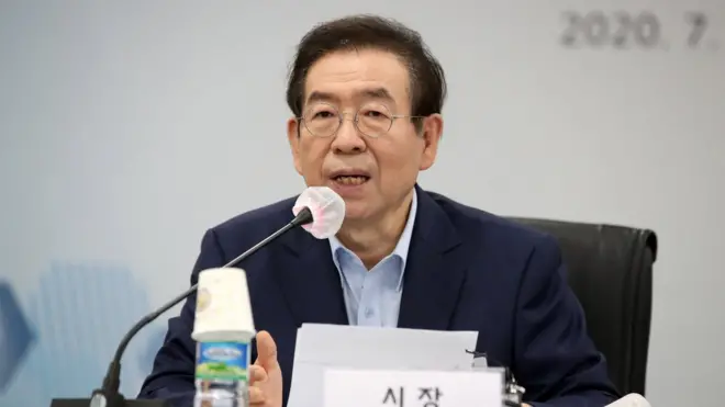 실종됐던 박원순 서울시장이 북악산 인근에서 결국 숨진 채 발견됐다