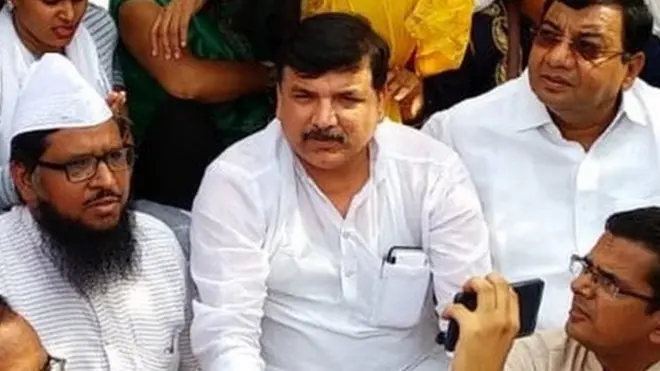 આપ કાર્યકર્તાઓની રેલી