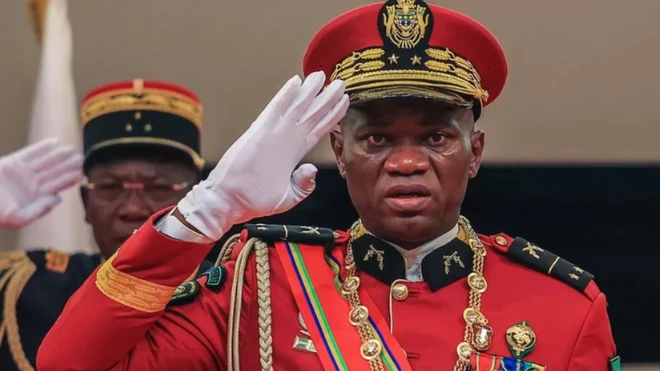 Aworanb olori ijọba ologun Gabon