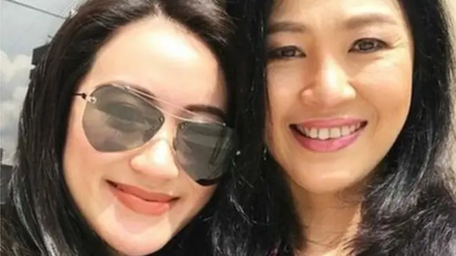 Hai mẹ con bà Yingluck