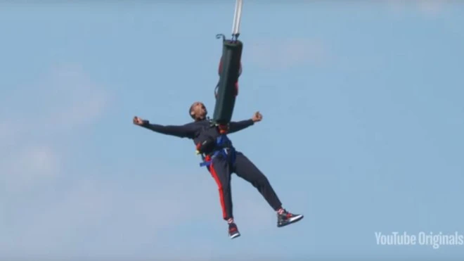 Уилл Смит прыгает с тарзанки