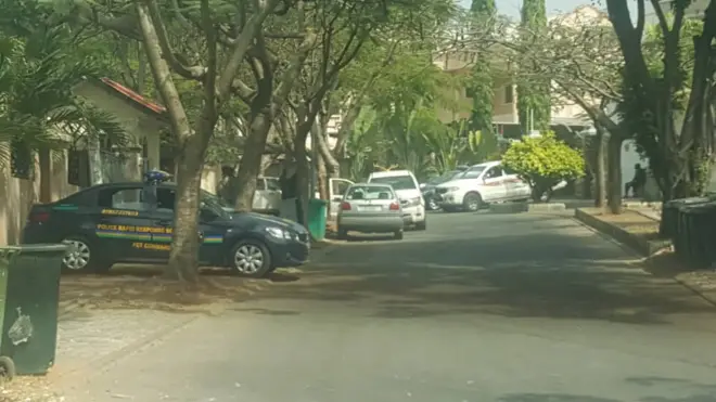 Di lawmaker put dis pishure ontop twitter as evidence say police camp for im domot