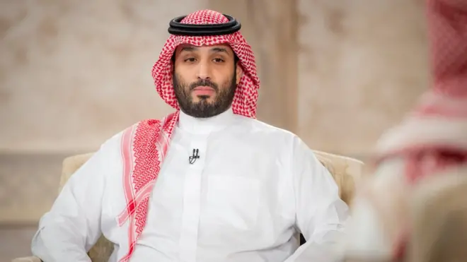 كان الأمير محمد بن سلمان قد احتجز أو همّش العديد من منافسيه داخل العائلة المالكة خلال صعوده ليصبح الحاكم الفعلي للمملكة، وفقا لتقارير مختلفة