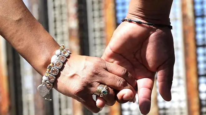 દૃષ્ટિહીન ભલે આંખેથી જોઈ નથી શકતા પણ તેમને પણ હૂંફની જરૂર હોય છે