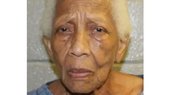 دوریس پین یې د جورجیا ایالت د والمرت ښار په یوه پلورنځي کې په غلا ونیول شوه