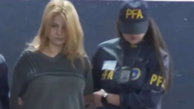 Brenda Uliarte, de 23 años, fue captada el día de los hechos por las cámaras de seguridad ubicadas cerca del apartamento de la vicepresidenta.