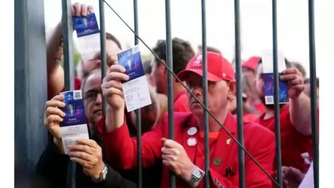 ريال مدريد يطلب إجابات على "الأحداث المؤسفة" في نهائي دوري أبطال أوروبا